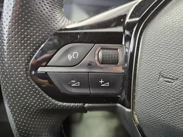 Peugeot 2008 1.2 PureTech BVM6 STT GT