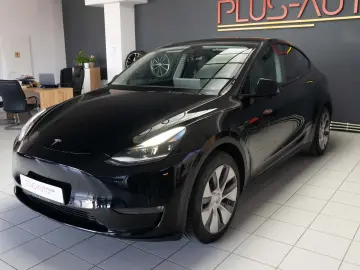 Tesla Model Y  Long Range  Dual Motor