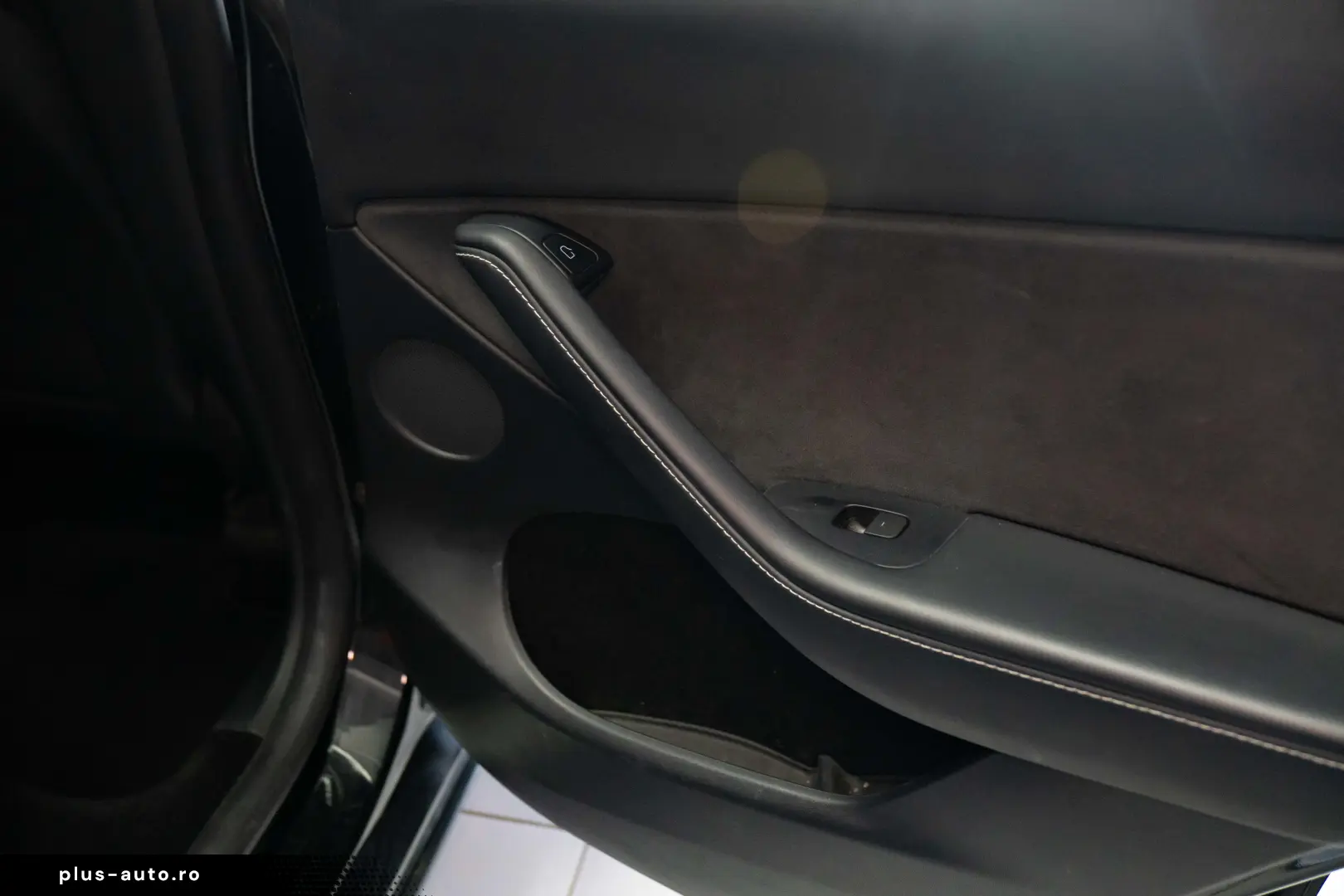 Tesla Model Y  Long Range  Dual Motor