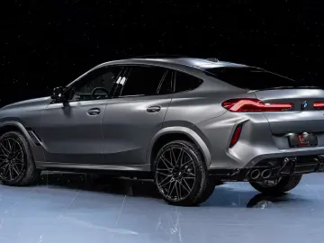 BMW x6 M Competition Frozen Grey
