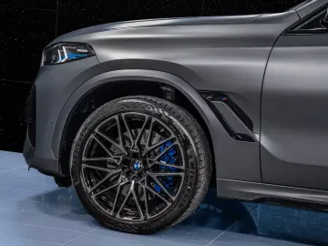 BMW x6 M Competition Frozen Grey