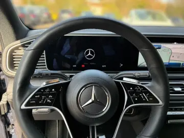 MERCEDES-BENZ GLE 400 e 4M AMG PANO AHK AIRMATIC BURMESTER