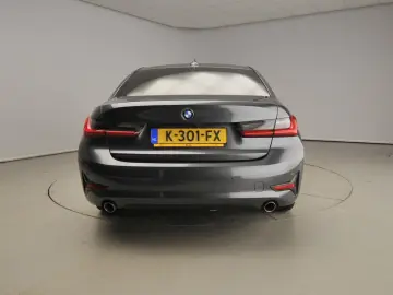 BMW 318 3 Serie Sedan 318d   LED   navi   Active cru