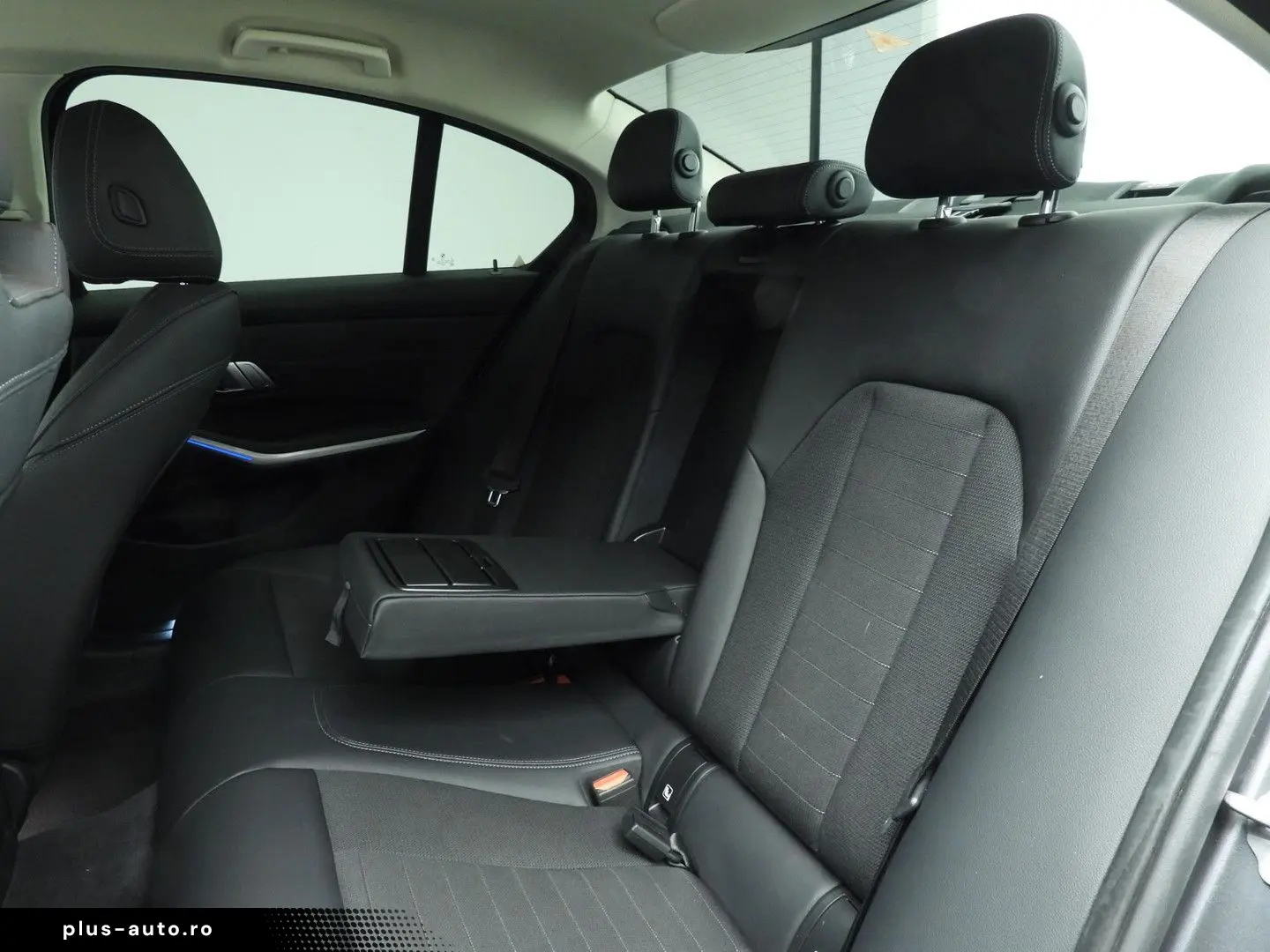 BMW 318 3 Serie Sedan 318d   LED   navi   Active cru