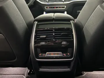 BMW X6 xDrive30d M Sportpaket Pro B&W Pano. AHK DAB