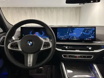 BMW X6 xDrive30d M Sportpaket Pro B&W Pano. AHK DAB