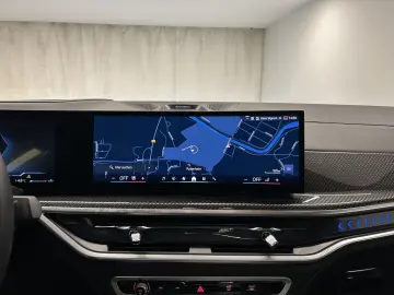 BMW X6 xDrive30d M Sportpaket Pro B&W Pano. AHK DAB