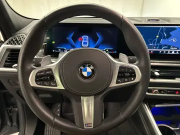 BMW X6 xDrive30d M Sportpaket Pro B&W Pano. AHK DAB