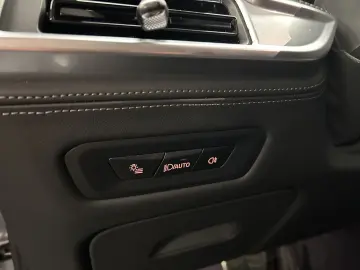 BMW X6 xDrive30d M Sportpaket Pro B&W Pano. AHK DAB