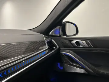 BMW X6 xDrive30d M Sportpaket Pro B&W Pano. AHK DAB