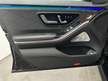 MERCEDES-BENZ S 680 Maybach  HEADUP HL FONDENTERTAINMENT