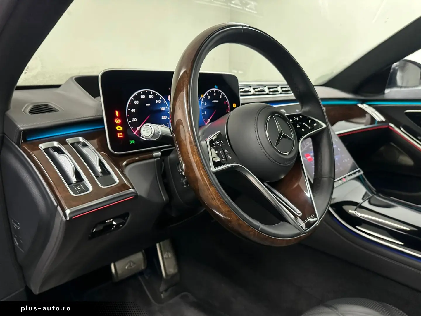 MERCEDES-BENZ S 680 Maybach  HEADUP HL FONDENTERTAINMENT