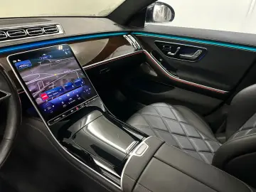 MERCEDES-BENZ S 680 Maybach  HEADUP HL FONDENTERTAINMENT