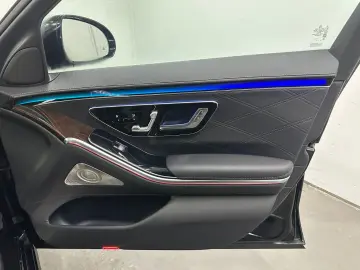 MERCEDES-BENZ S 680 Maybach  HEADUP HL FONDENTERTAINMENT