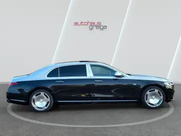 MERCEDES-BENZ S 580 e Maybach
