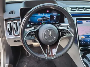 MERCEDES-BENZ S 580 e Maybach