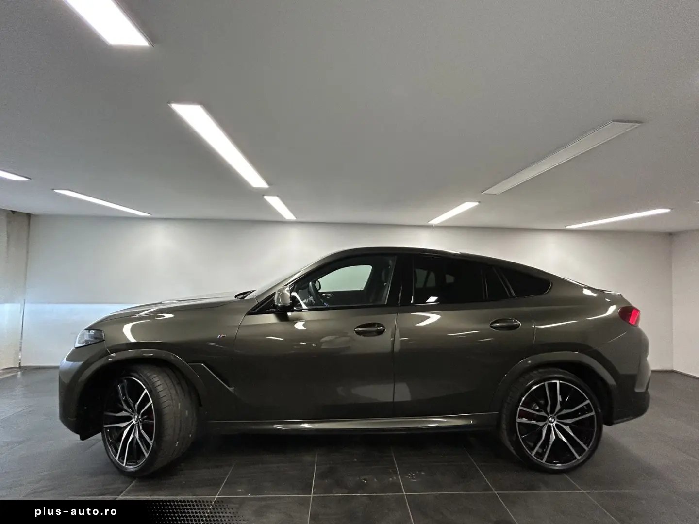 BMW X6 xDrive40d M Sportpaket Pro B&W Pano. AHK DAB