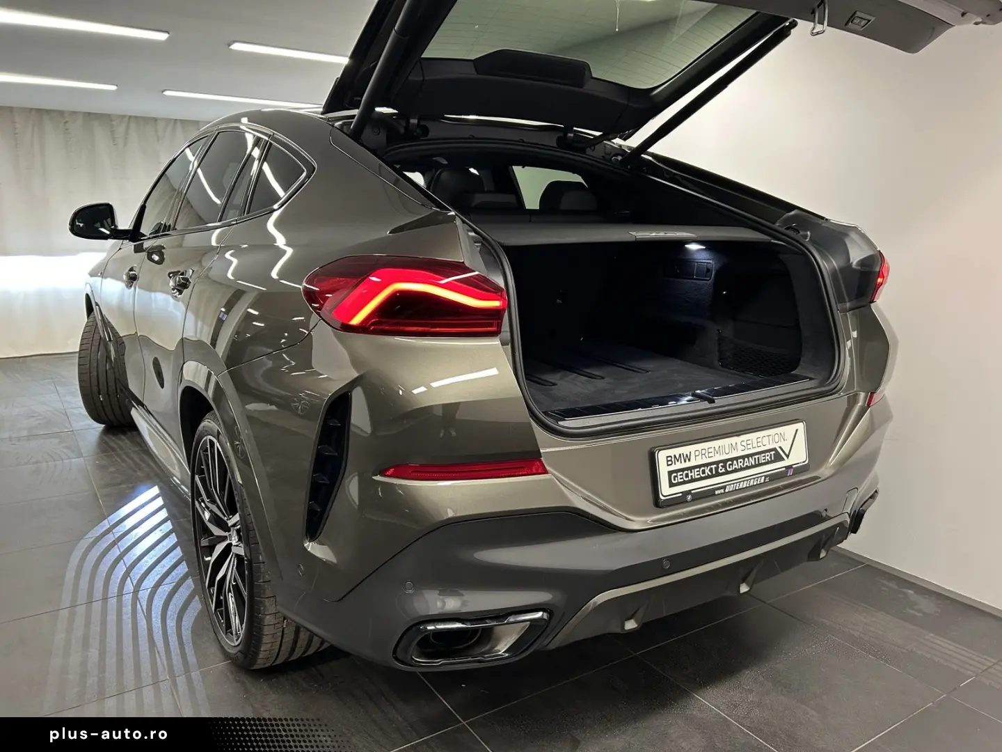 BMW X6 xDrive40d M Sportpaket Pro B&W Pano. AHK DAB