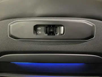 BMW X6 xDrive40d M Sportpaket Pro B&W Pano. AHK DAB