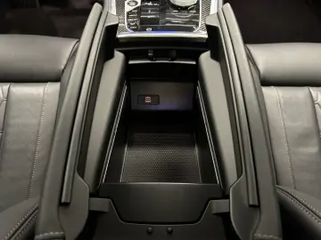 BMW X6 xDrive40d M Sportpaket Pro B&W Pano. AHK DAB