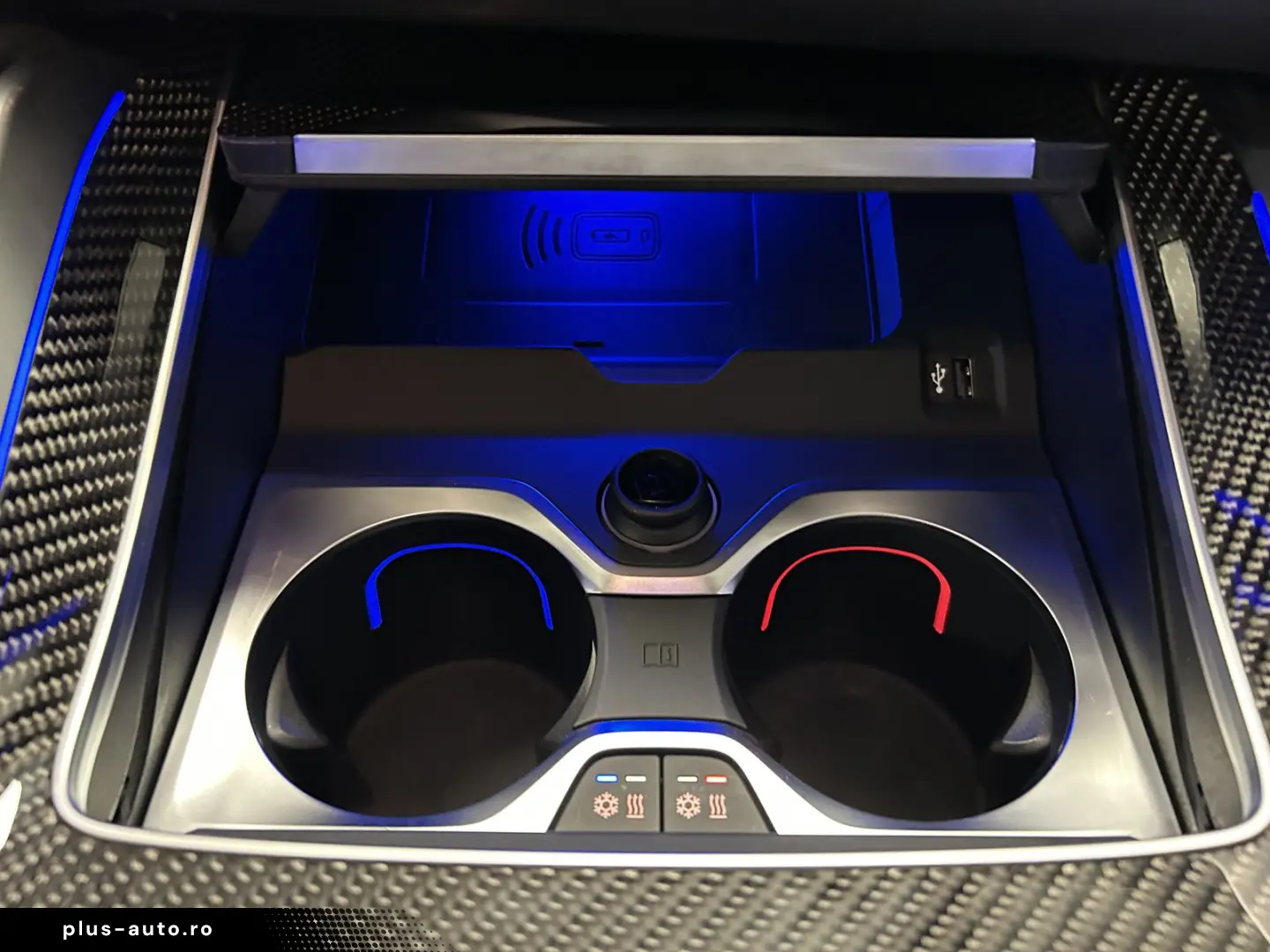 BMW X6 xDrive40d M Sportpaket Pro B&W Pano. AHK DAB