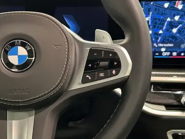 BMW X6 xDrive40d M Sportpaket Pro B&W Pano. AHK DAB