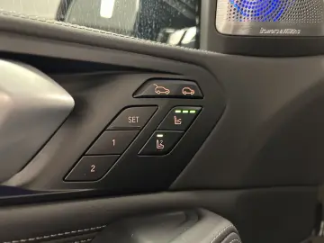 BMW X6 xDrive40d M Sportpaket Pro B&W Pano. AHK DAB