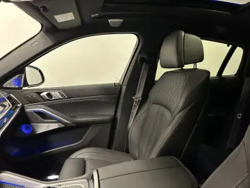 BMW X6 xDrive40d M Sportpaket Pro B&W Pano. AHK DAB