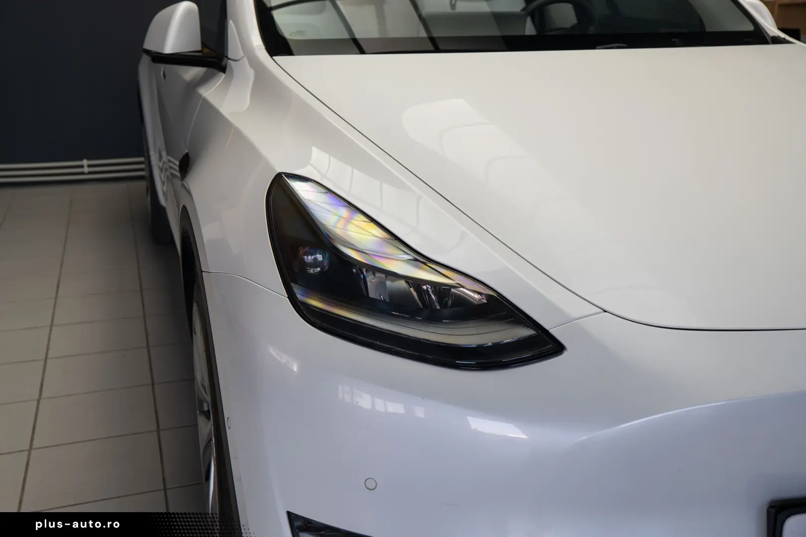 Tesla Model Y  Dual Motor  Long Range