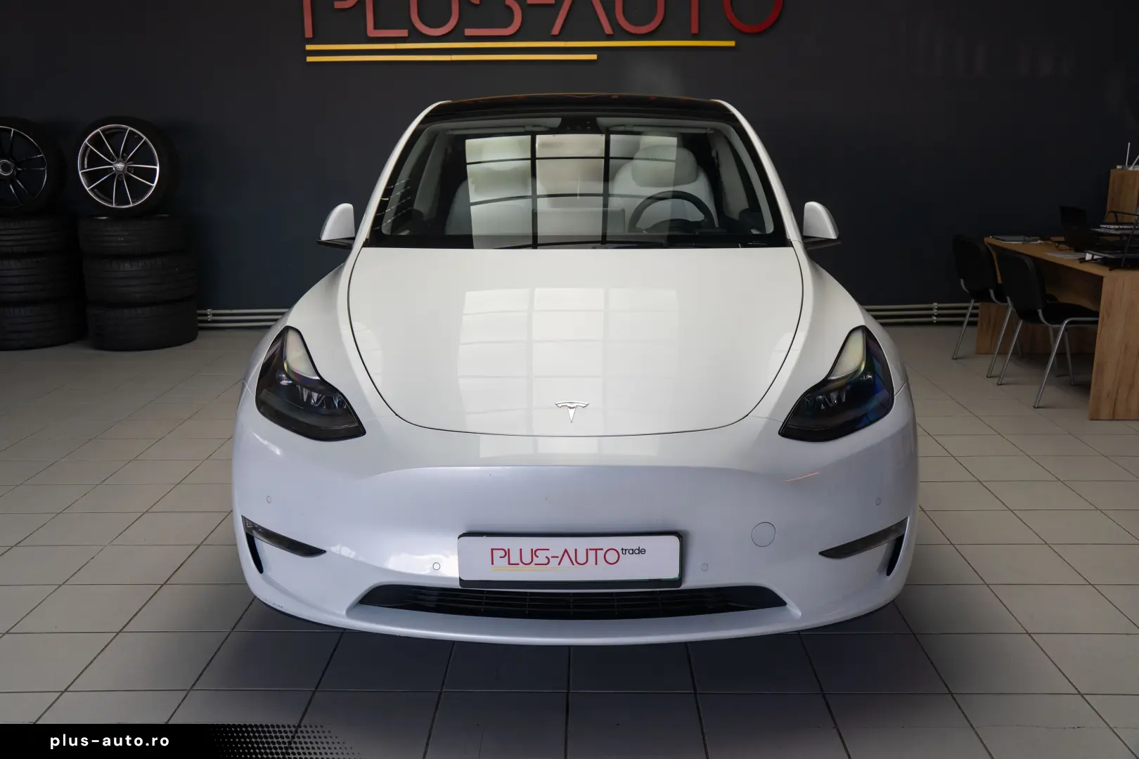 Tesla Model Y  Dual Motor  Long Range
