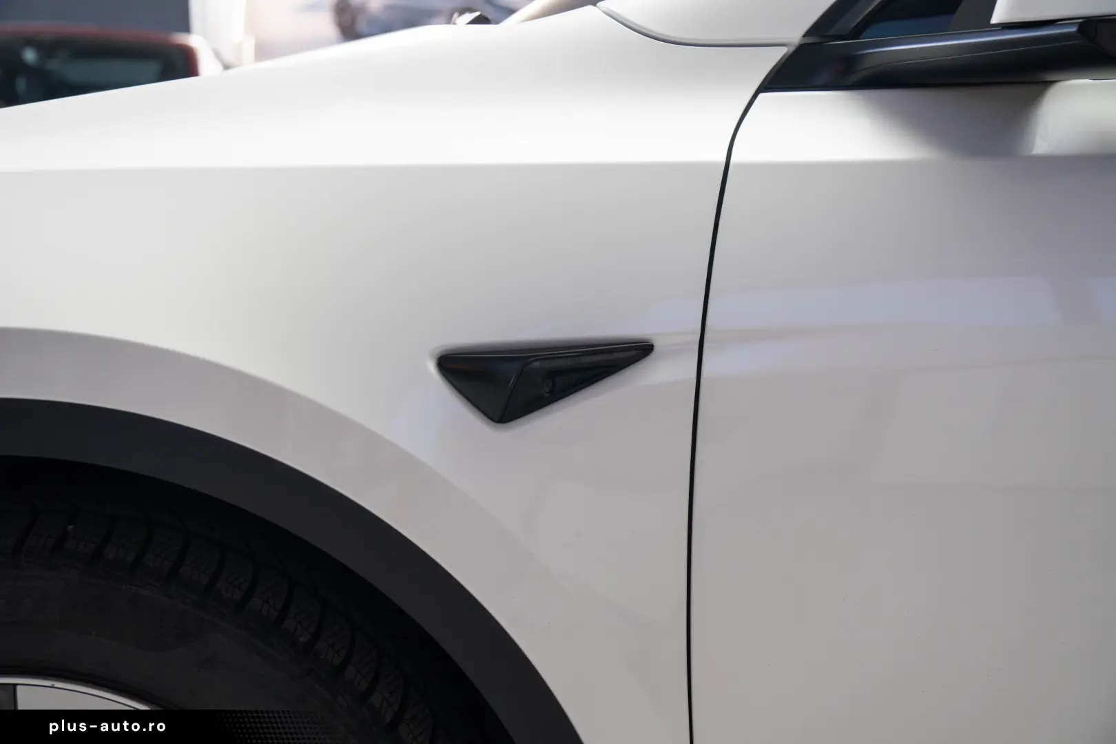 Tesla Model Y  Dual Motor  Long Range