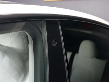 Tesla Model Y  Dual Motor  Long Range