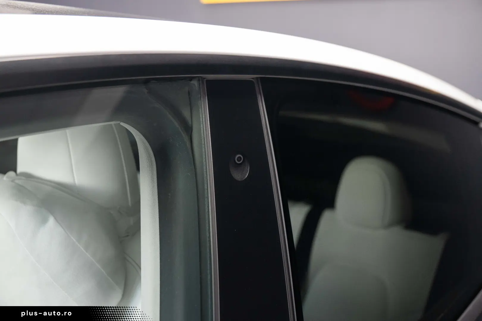 Tesla Model Y  Dual Motor  Long Range