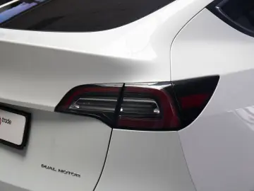 Tesla Model Y  Dual Motor  Long Range