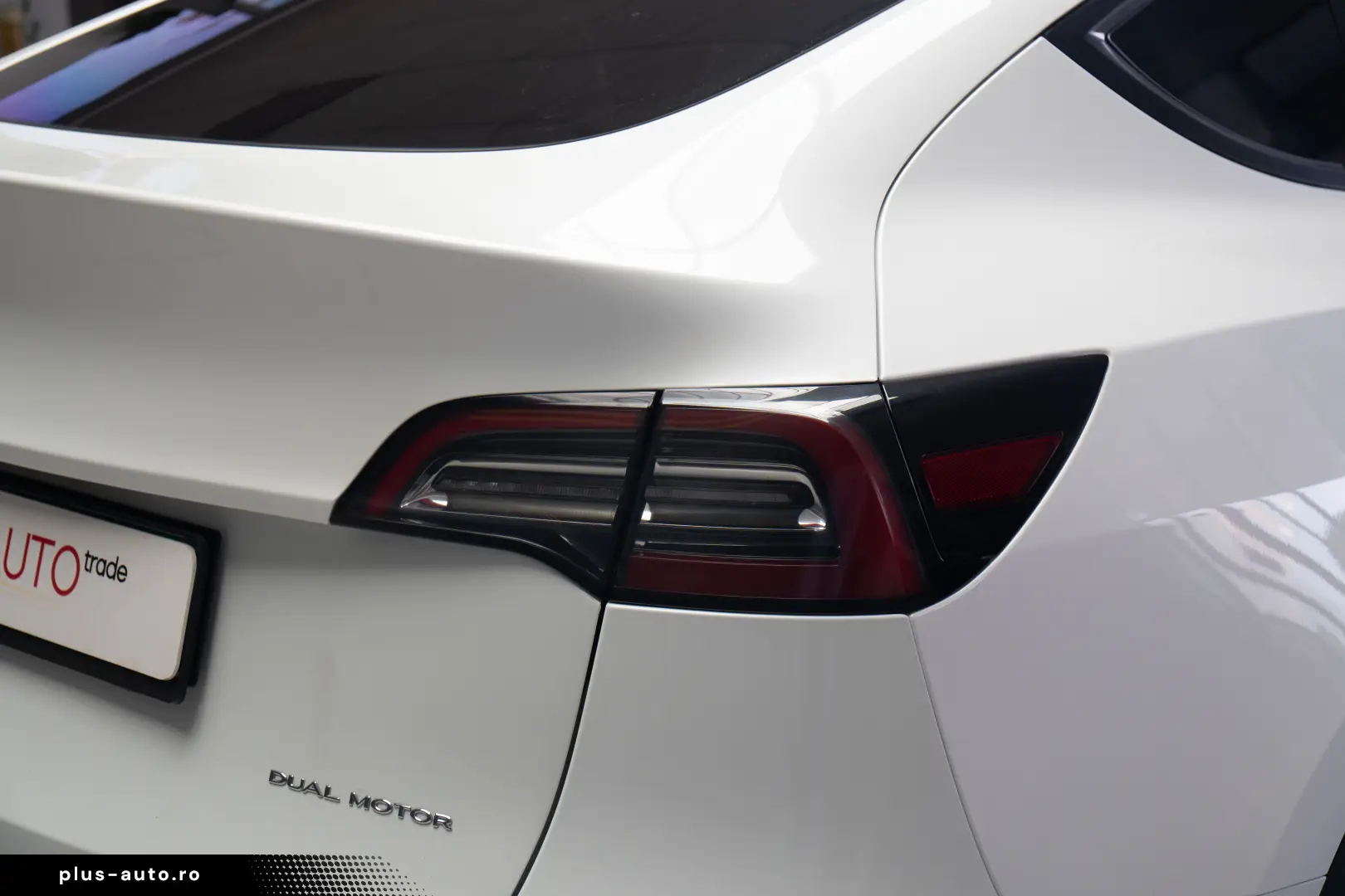 Tesla Model Y  Dual Motor  Long Range