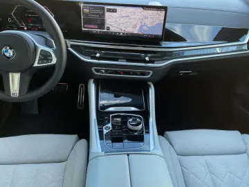 BMW X6 xDrive40d M Sportpaket Pro-Bowers & Wilkins D