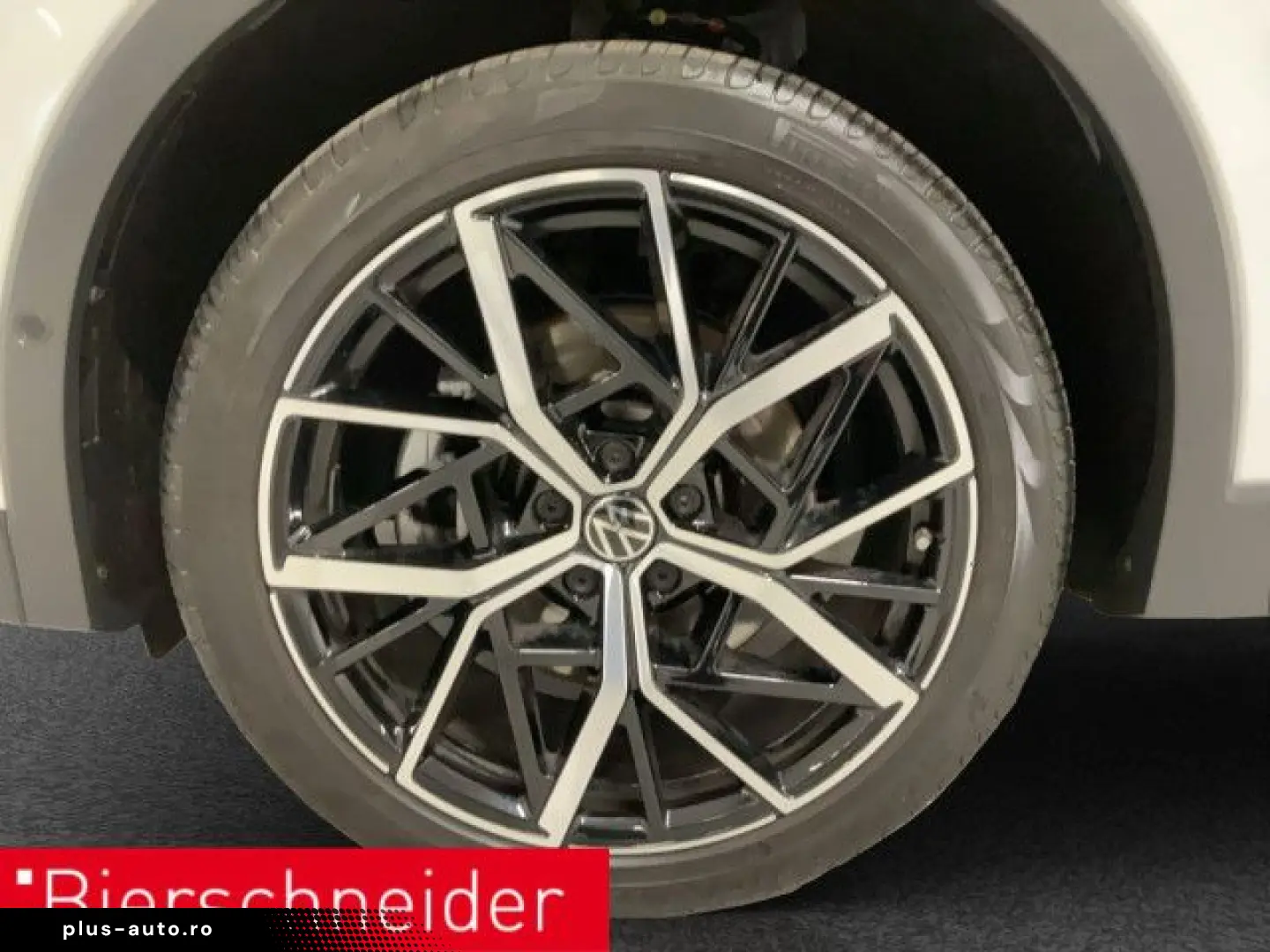 VW Tiguan 2.0 TDI DSG 4Mo Elegance AHK PANO STAND 2