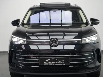 VW Tiguan 2.0TDI Elegance PANO AHK 360 HUD MASSAGE