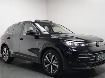 VW Tiguan 2.0TDI Elegance PANO AHK 360 HUD MASSAGE