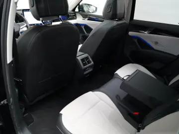 VW Tiguan 2.0TDI Elegance PANO AHK 360 HUD MASSAGE