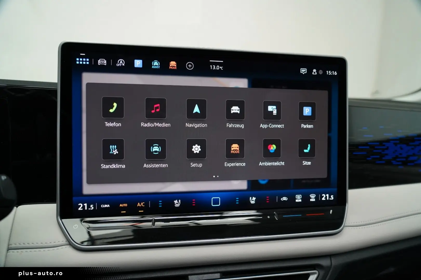 VW Tiguan 2.0TDI Elegance PANO AHK 360 HUD MASSAGE