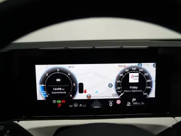 VW Tiguan 2.0TDI Elegance PANO AHK 360 HUD MASSAGE