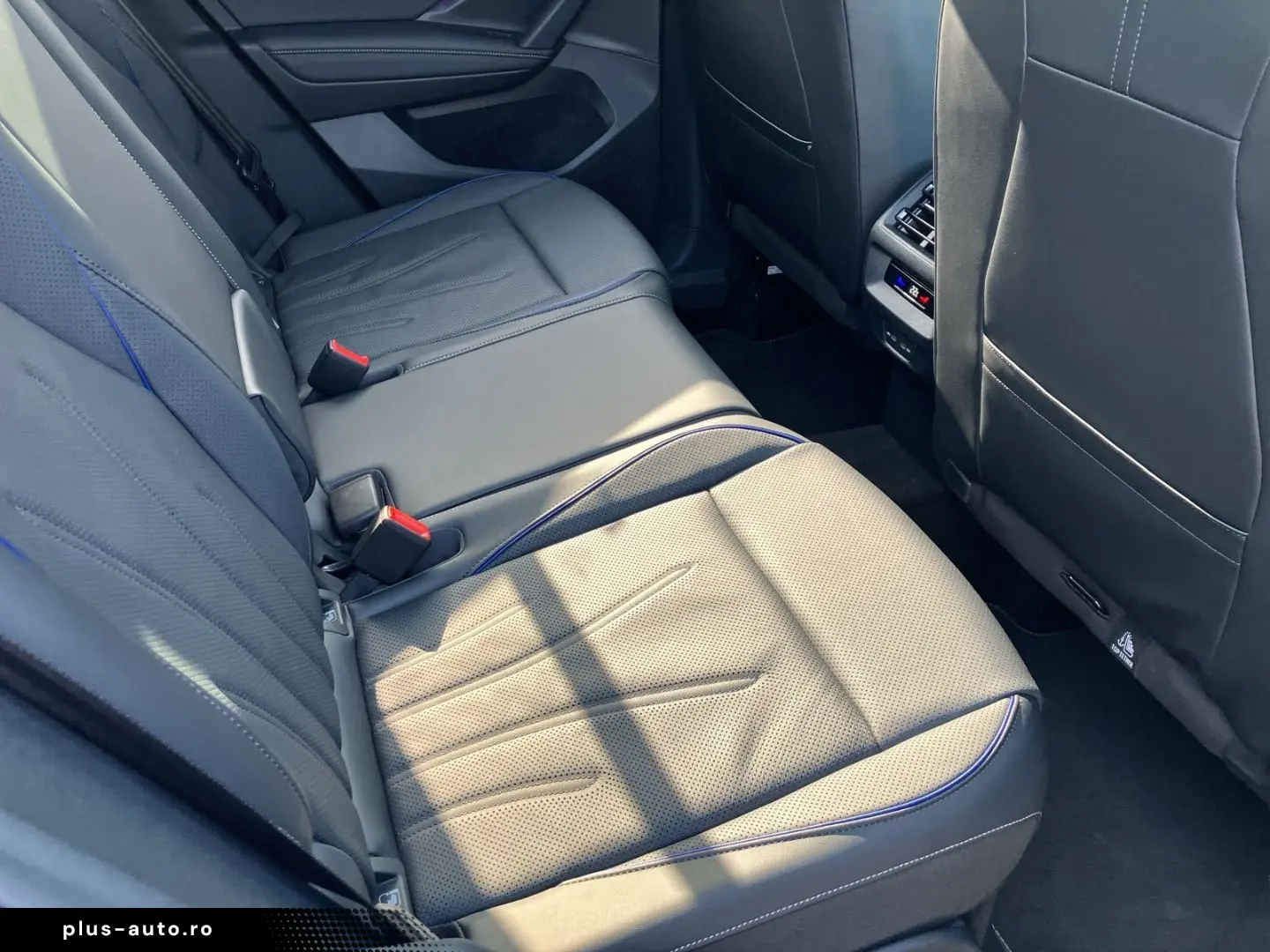 VW Tiguan R-Line Black-Style 2 0 TDI 4MOTION DSG An