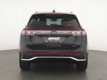 VW Tiguan 2.0 TDI 4M DSG R-Line Pan HUD HK STHZ 360