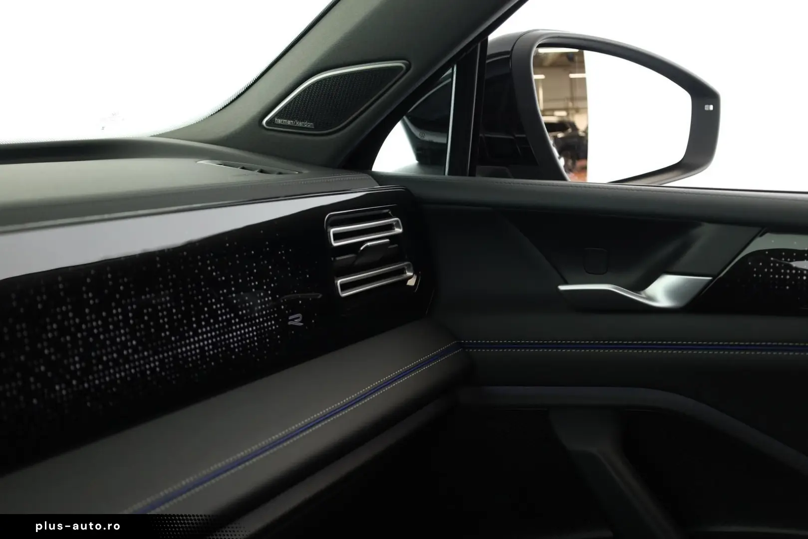 VW Tiguan 2.0 TDI 4M DSG R-Line Pan HUD HK STHZ 360