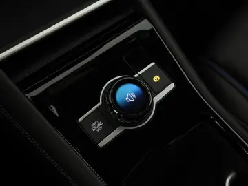 VW Tiguan 2.0 TDI 4M DSG R-Line Pan HUD HK STHZ 360