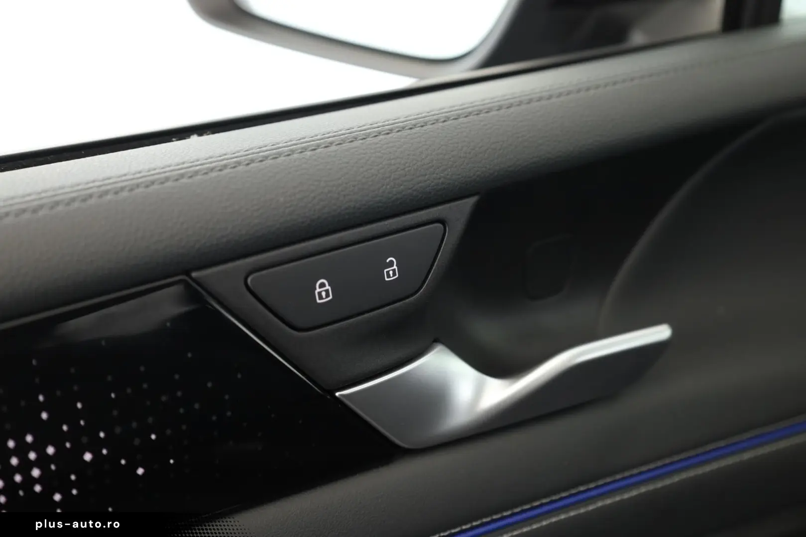 VW Tiguan 2.0 TDI 4M DSG R-Line Pan HUD HK STHZ 360