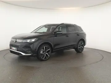 VW Tiguan 2.0 TDI 4M DSG R-Line Pan HUD HK STHZ 360