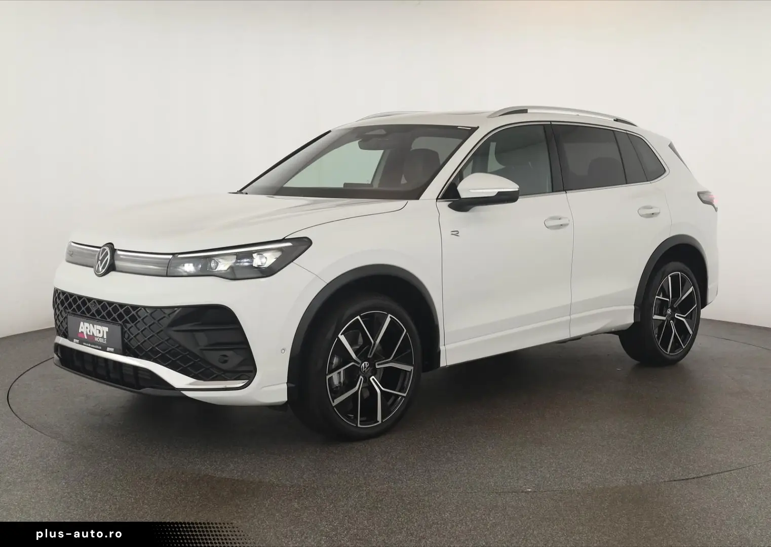 VW Tiguan 2.0 TDI 4M DSG R-Line Pan HUD HK STHZ 360