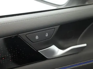 VW Tiguan 2.0 TDI 4M DSG R-Line Pan HUD HK STHZ 360